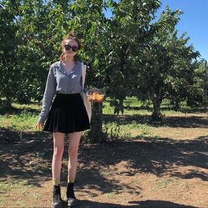 Brandy Melville Black and white pattern long sleeve shirt